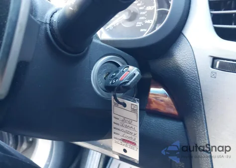 2012 Subaru Outback 2.5I Limited z USA, uszkodzony, nr VIN 4S4BRBLCXC3287507